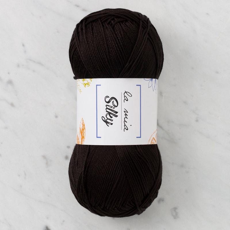 La Mia Silky Yarn, Black – L006