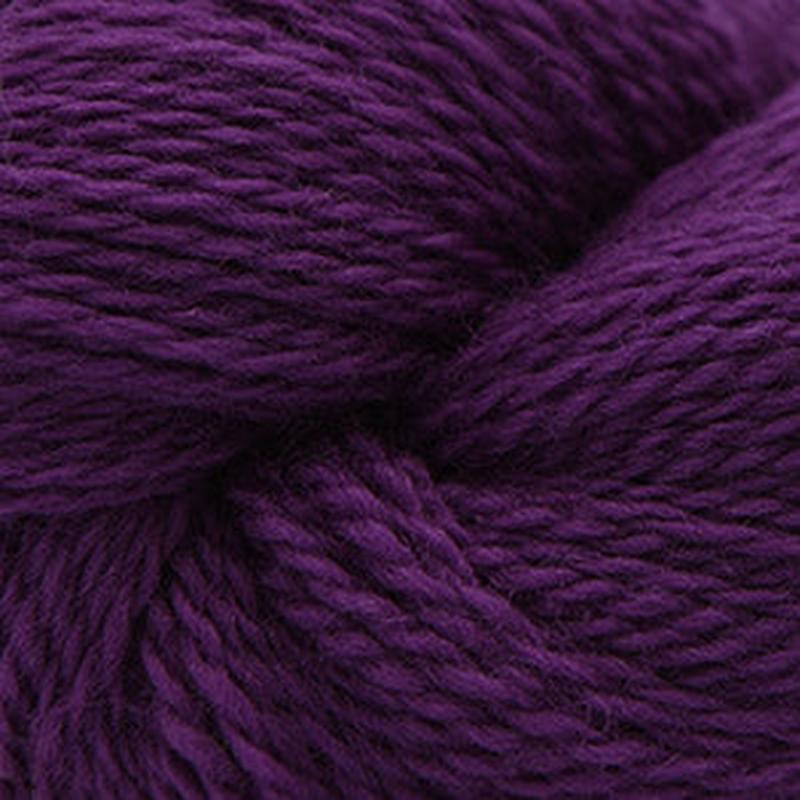 Cascade 220 Fingering – Plum (Color #1062)